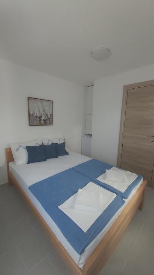 Апартаменты Apartmani Pješivac Херцег-Нови-21