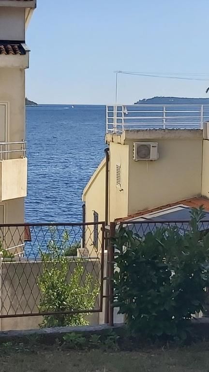 Апартаменты Apartmani Pješivac Херцег-Нови-42